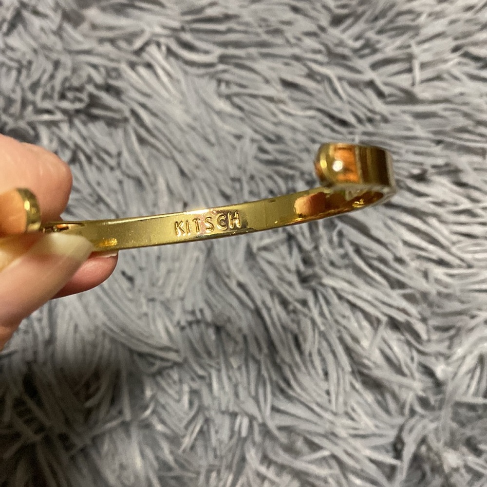Golden Love bangle - Picture 5 of 6